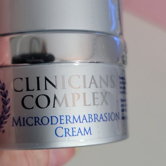 Clinicians Complex Micro Cream Sealed Jar 2 Ounces - Picture 7 of 8